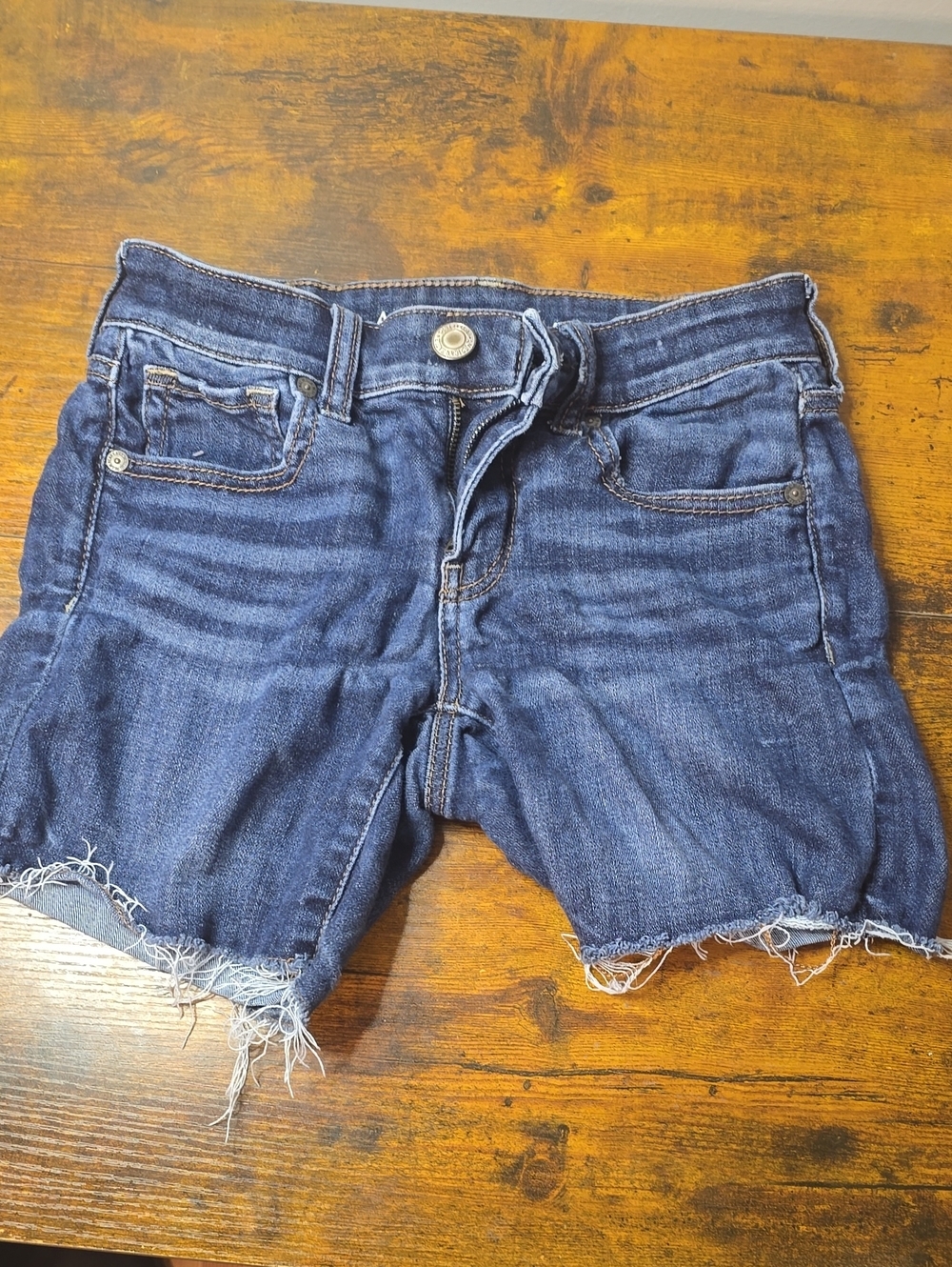 American Eagle Super Stretch Raw Hem Denim Shorts Size: US 0